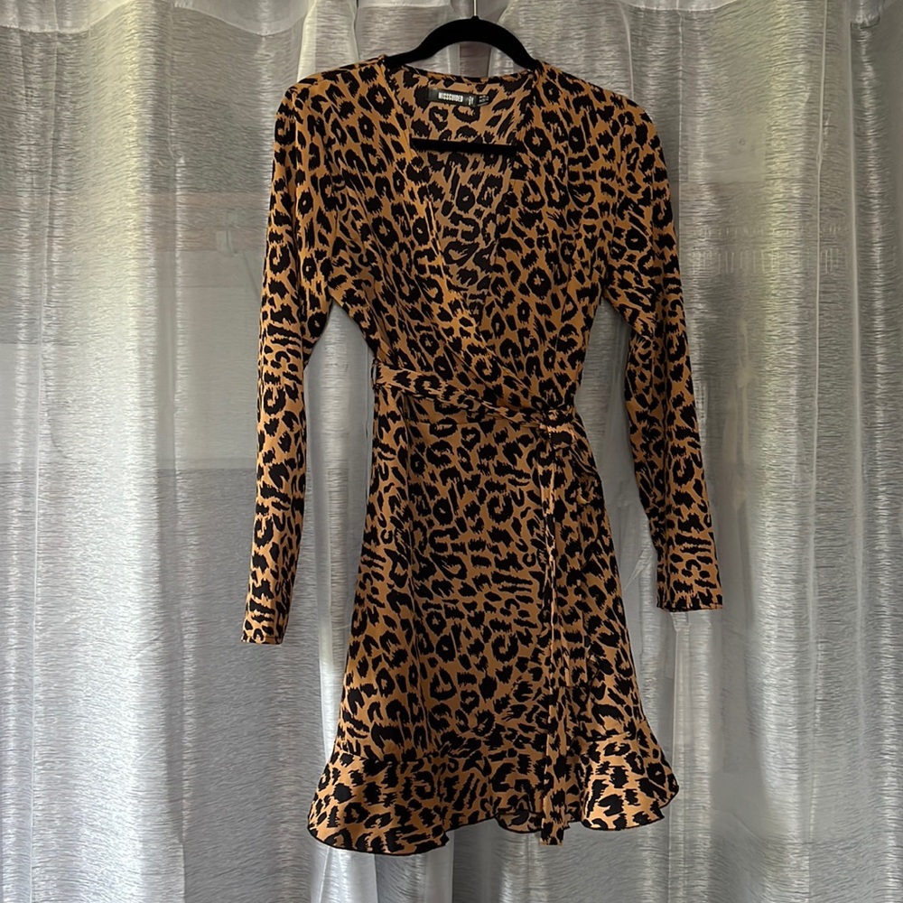 Missguided leopard long sleeve dress